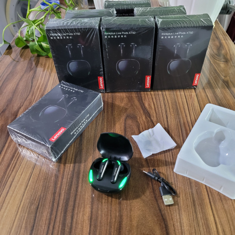 ایرپاد Think Plus XT92 لنوو گیمینگ دارای سیستم کاهش نویز داخلی و...