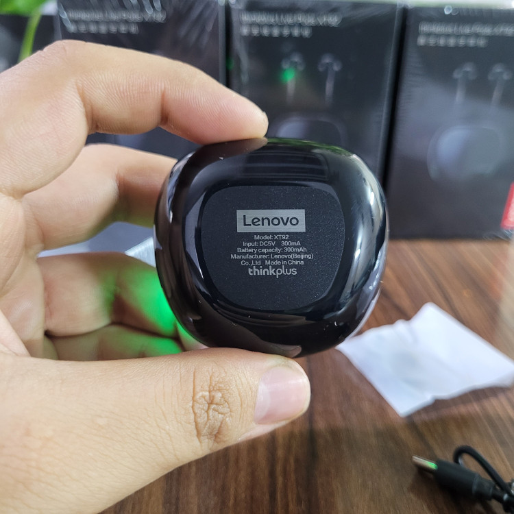 ایرپاد Think Plus XT92 لنوو گیمینگ دارای سیستم کاهش نویز داخلی و...