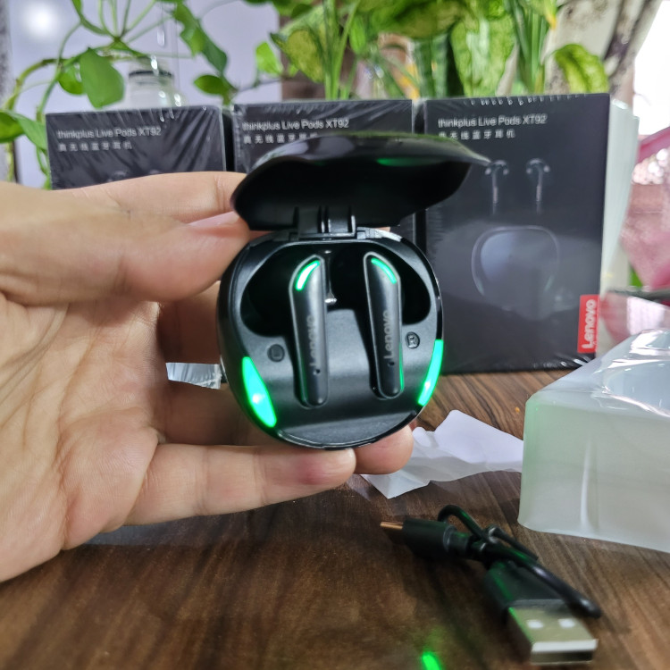 ایرپاد Think Plus XT92 لنوو گیمینگ دارای سیستم کاهش نویز داخلی و...