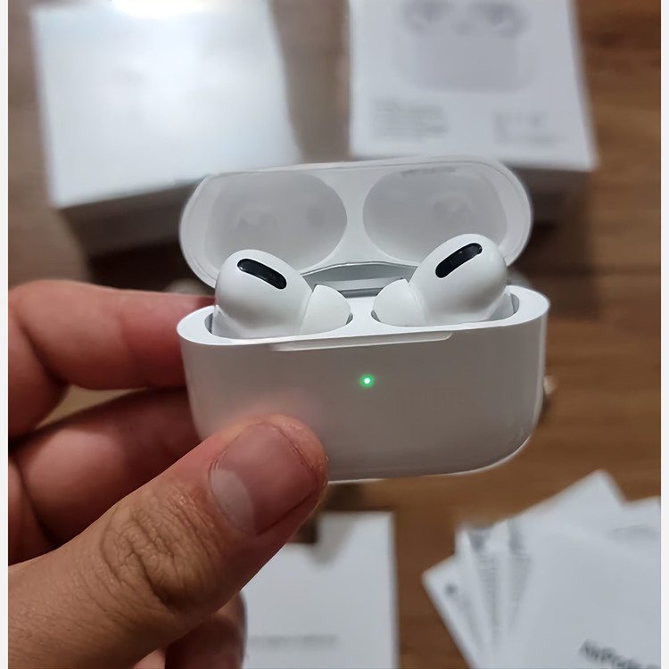 ایرپاد پرو ساخت آمریکا دقیق ترین نمونه اپل شرکتی airpods pro (تک به قیمت عمده)