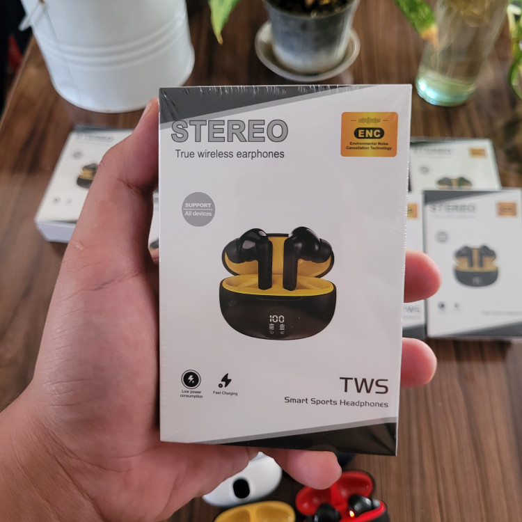 ایرپاد STEREO ضدآب پاوربانک دار کیفیت درجه یک بلوتوث نسخه5/3 صحفه نمایش دار ارسال فوری