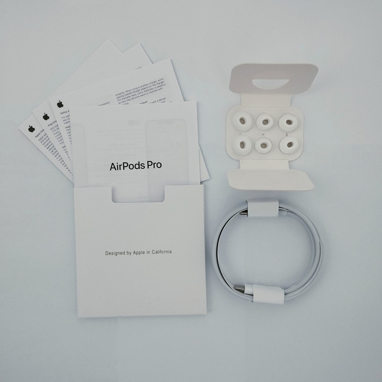 هدفون بلوتوثی مدل AirPods Pro 2rd Type-C Generation 2024