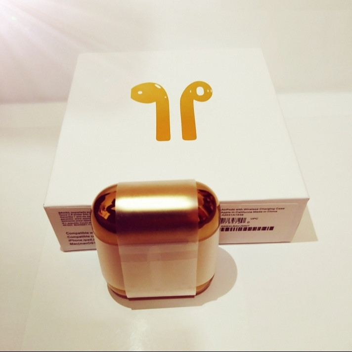 هدفون بلوتوثی مدل AirPods 2 New Gold