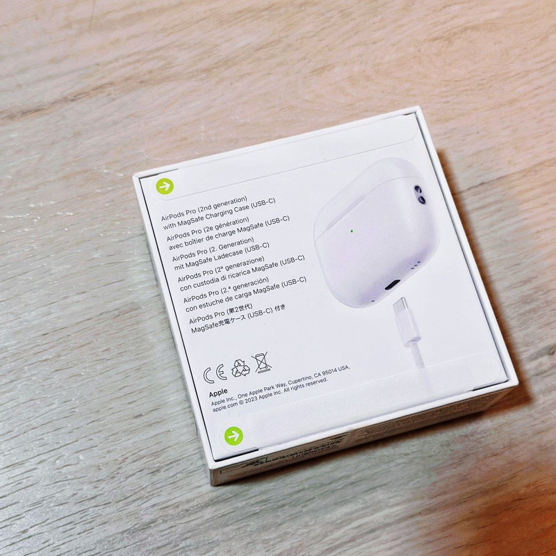 هدست بلوتوثی مدل AirPods Pro 2nd Generation Type-C ایرپاد هدفون هدست پاوربانک شارژر