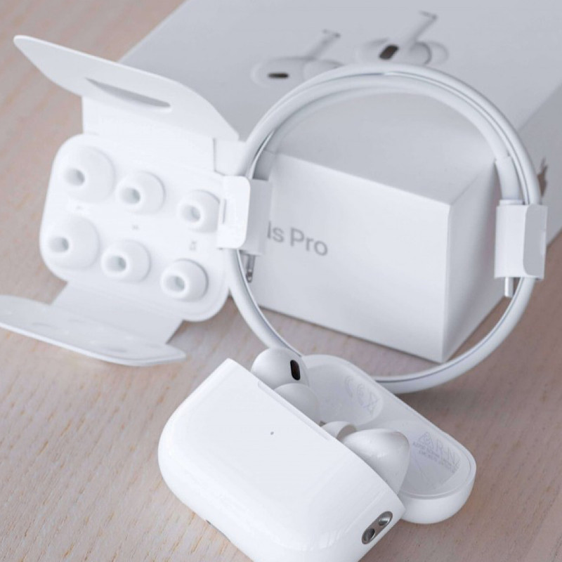 ایرپادپرو۲ لمسی ورژن۵/۳ درجه یک هندزفری بلوتوثی مدل Airpods Pro  2 سفید و مشکی
