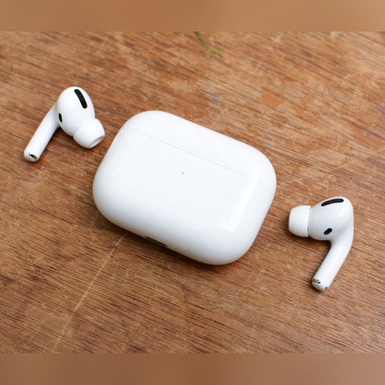 ایرپادپرو۲ لمسی ورژن۵/۳ درجه یک هندزفری بلوتوثی مدل Airpods Pro 2 سفید و مشکی