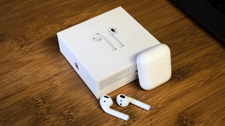 ایرپاد 2 هندزفری هدفون هدست پاوربانک شارژر هولدر اسپیکر هندزفری بلوتوثی مدل AirPods With Wireless charging Case 2023